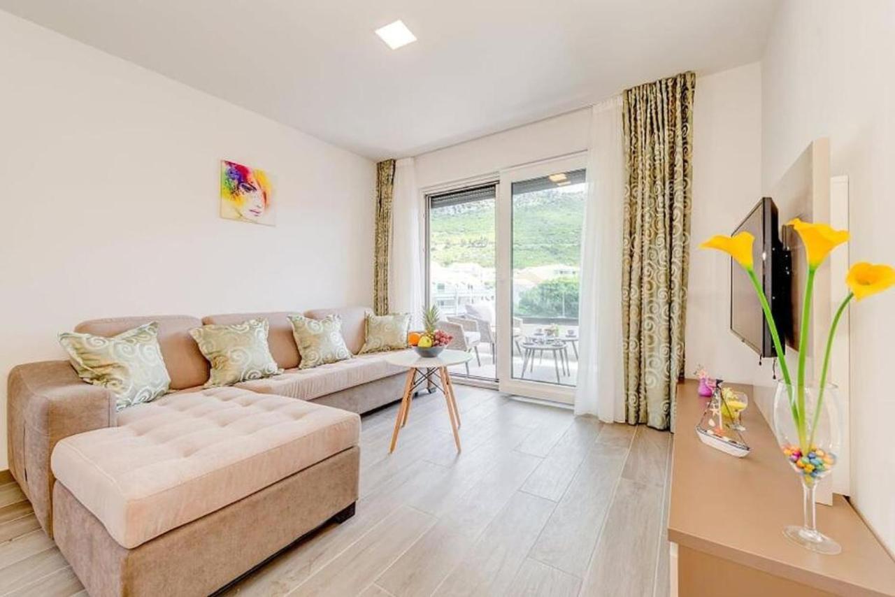 Villa Ivo โพรไมนา ภายนอก รูปภาพ