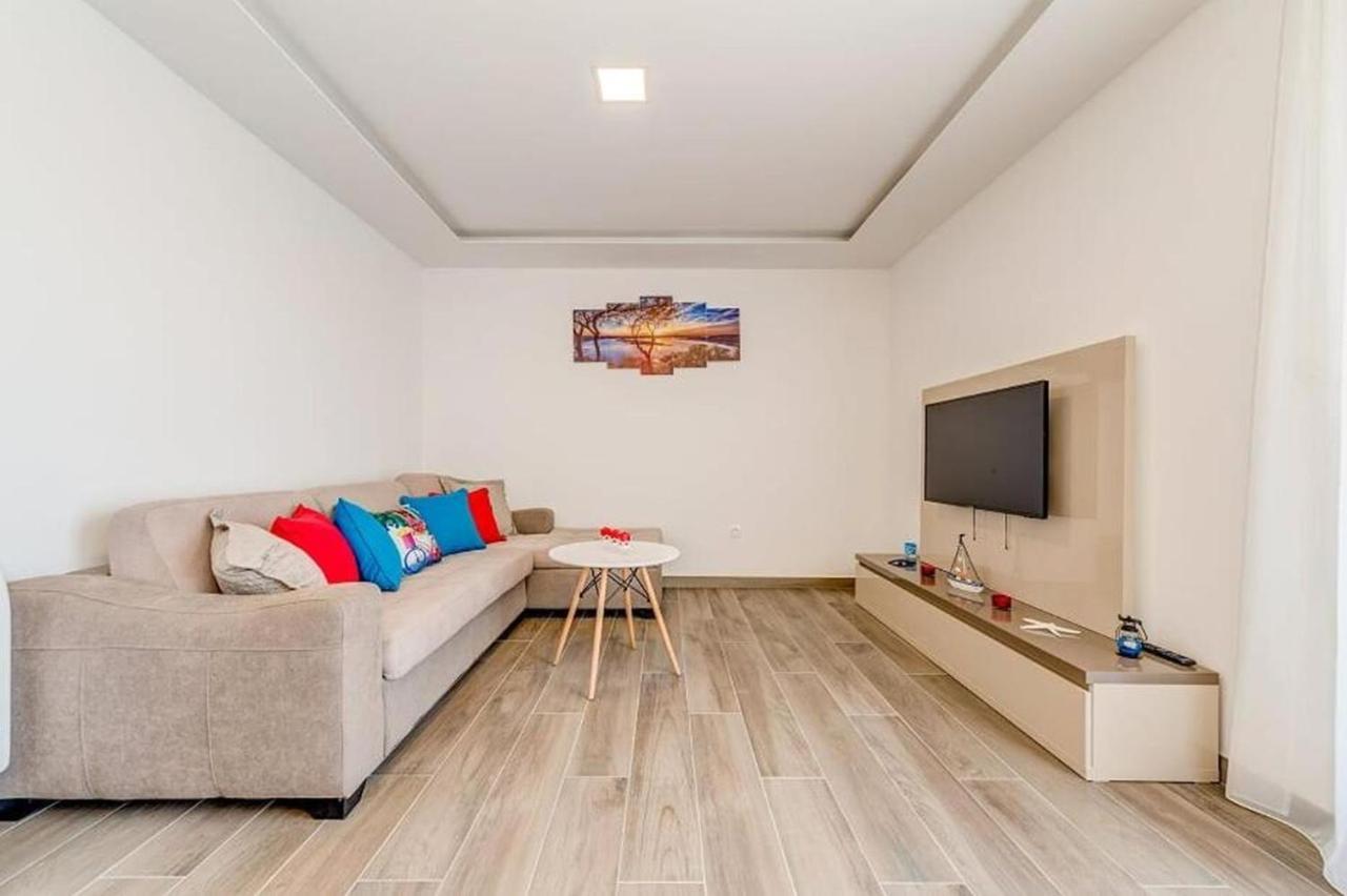 Villa Ivo โพรไมนา ภายนอก รูปภาพ